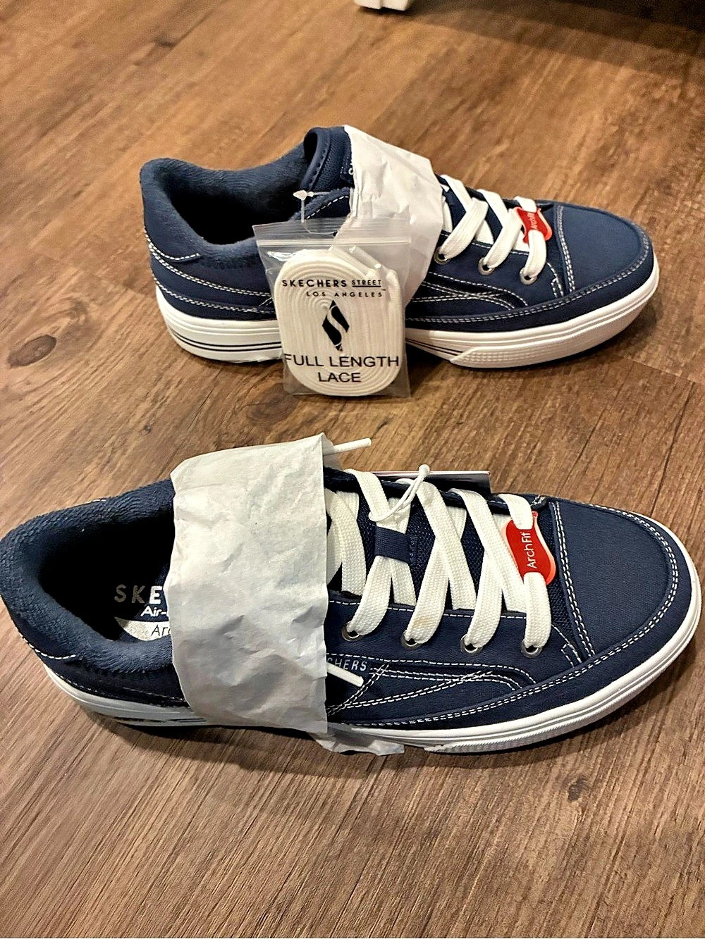 Skechers Arch Fit Arcade - Arcata Sneakers Blue & White US 7.5 Wide